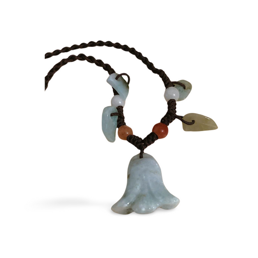 HAND CARVED JADEITE FLOWER NECKLACE